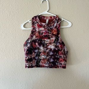 Lululemon crop top